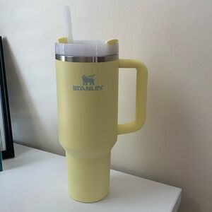 Stanley 40oz Quencher
